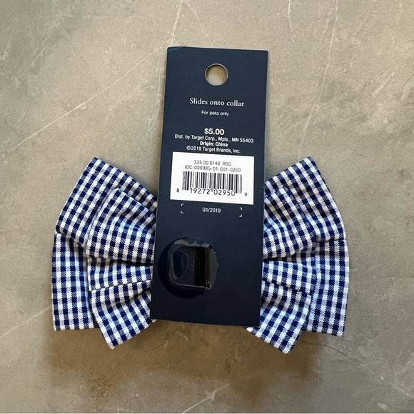 NWT Vineyard Vines x Target pet bow tie - Picture 2 of 2